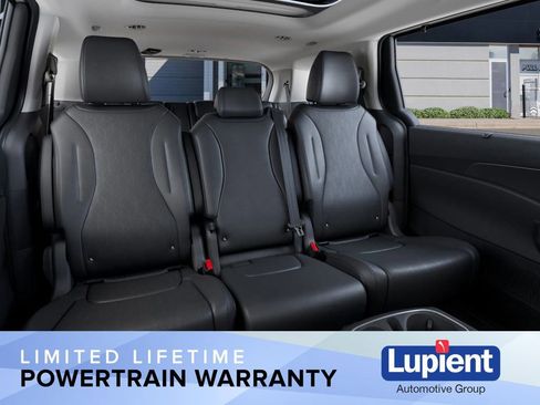 New 2026 Kia Carnival SX w/ SX Dark Edition Package image 20