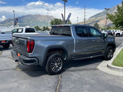 Used 2021 GMC Sierra 1500 AT4 w/ AT4 Premium Package AWD/4WD image 8