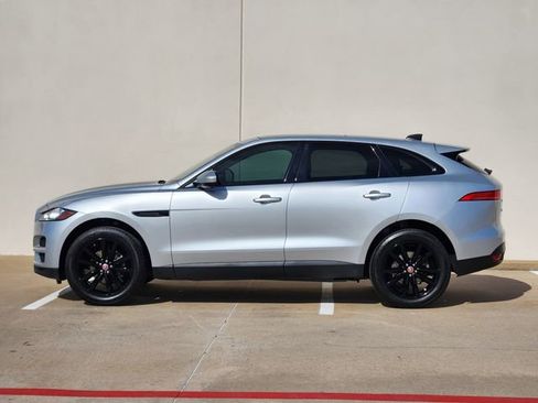 Used 2020 Jaguar F-PACE Prestige image 4