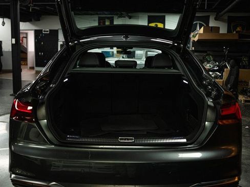 Used 2023 Audi A5 2.0T Premium w/ Convenience Package image 7