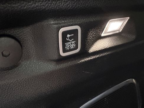 Used 2021 Jeep Grand Cherokee L Limited image 10