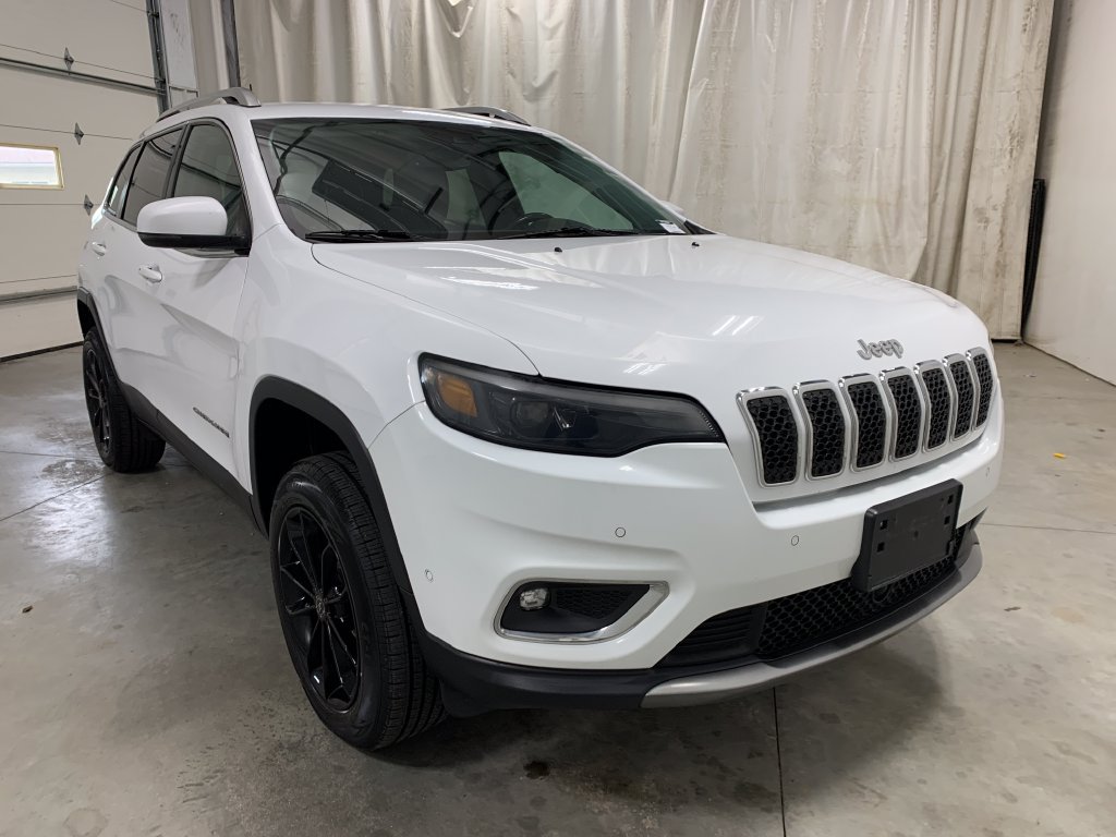 Used 2019 Jeep Cherokee Limited w/ Luxury Group AWD/4WD image 2