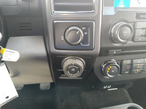 Certified 2018 Ford F150 XLT w/ Equipment Group 302A Luxury image 23