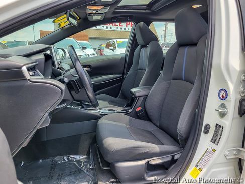 Used 2020 Toyota Corolla SE w/ SE Premium Package FWD image 9