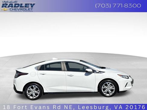 Used 2018 Chevrolet Volt Premier w/ Driver Confidence Package image 7