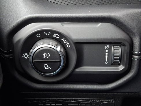 New 2026 Jeep Gladiator Mojave AWD/4WD image 18