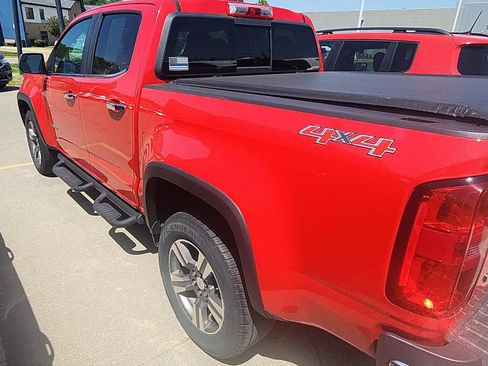 Used 2016 Chevrolet Colorado LT w/ Luxury Package, Chrome AWD/4WD image 8