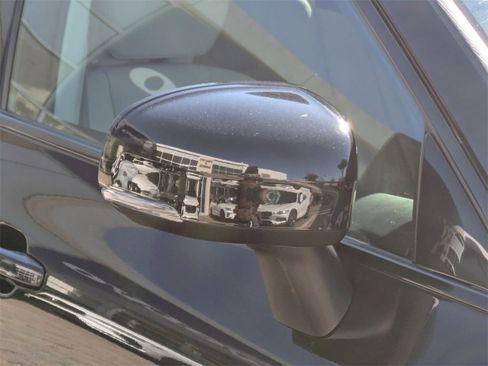 Certified 2024 Volvo XC60 B5 Core w/ Protection Package Premier image 12