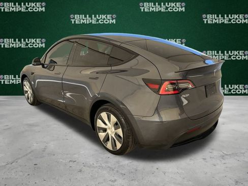 Used 2021 Tesla Model Y Long Range image 10