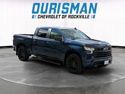 Used 2022 Chevrolet Silverado 1500 RST AWD/4WD image 1