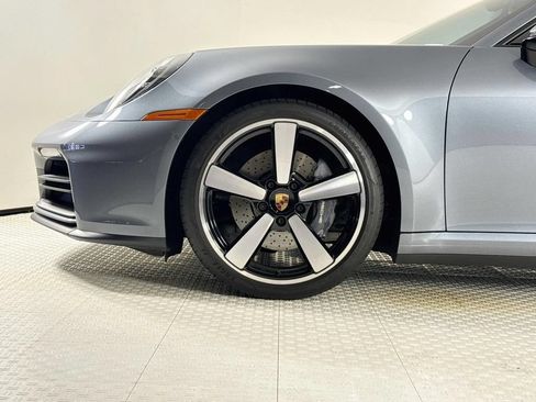 Certified 2025 Porsche 911 Carrera RWD image 31
