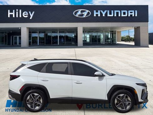 New 2025 Hyundai Tucson SEL w/ Tow & Go Package image 3