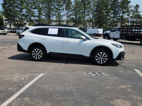 Used 2021 Subaru Outback Premium AWD/4WD image 11