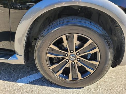 Used 2018 Nissan Armada Platinum w/ Captain Seat Package image 25