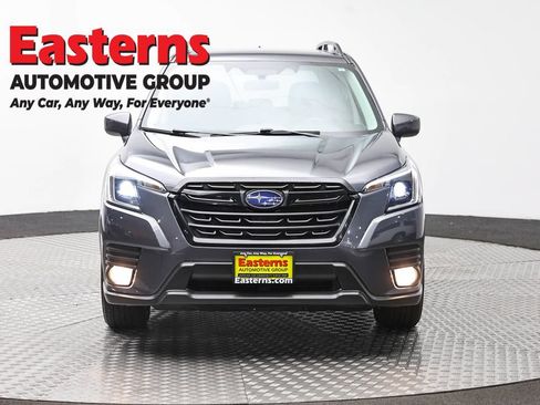 Used 2022 Subaru Forester Premium AWD/4WD image 2
