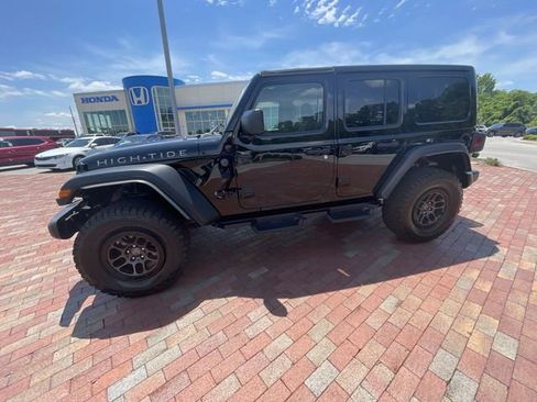 Used 2023 Jeep Wrangler Unlimited Sport AWD/4WD image 30