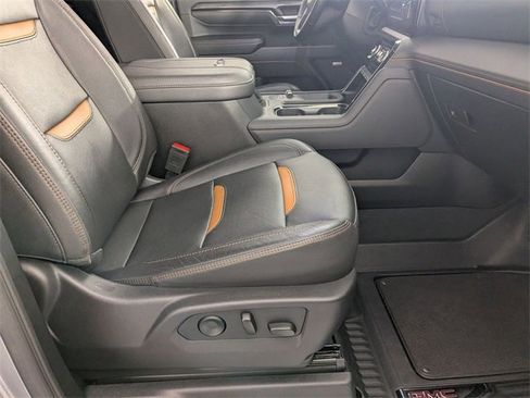 Certified 2024 GMC Sierra 2500 AT4 w/ Technology Package image 34