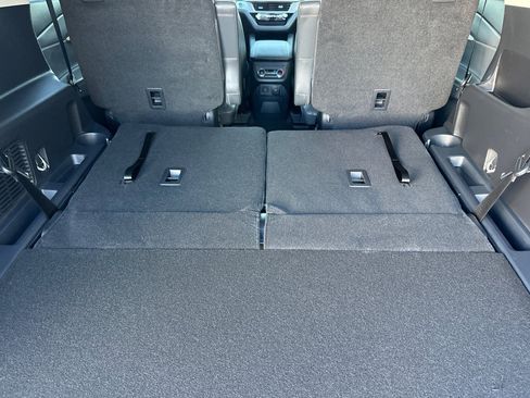 New 2026 Ford Explorer Active w/ Active Comfort Package image 16