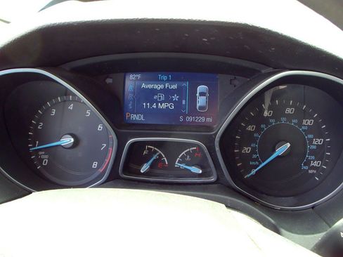 Used 2014 Ford Focus SE FWD image 7