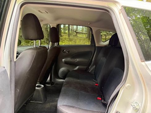Used 2019 Nissan Versa Note SV FWD image 8