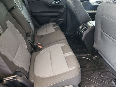 Certified 2024 Chevrolet Blazer LT w/ Convenience Package FWD image 32