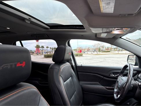 Used 2021 GMC Acadia AT4 w/ Trailering Package image 8