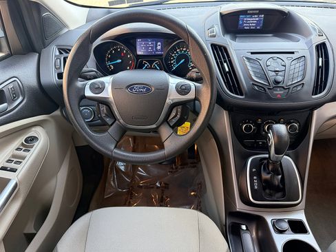 Used 2013 Ford Escape SE image 10