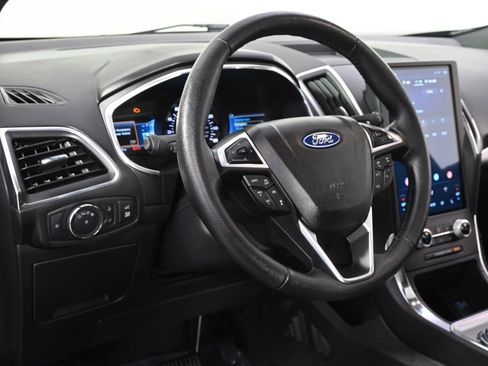 Used 2021 Ford Edge Titanium w/ Equipment Group 301A AWD/4WD image 11