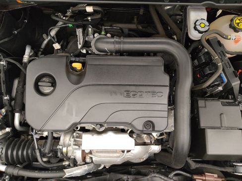 Used 2020 Chevrolet Malibu LT FWD image 30