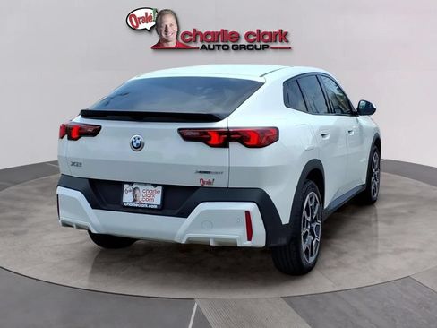 Used 2026 BMW X2 xDrive28i AWD/4WD image 5