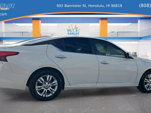 Used 2019 Nissan Altima 2.5 S FWD image 3