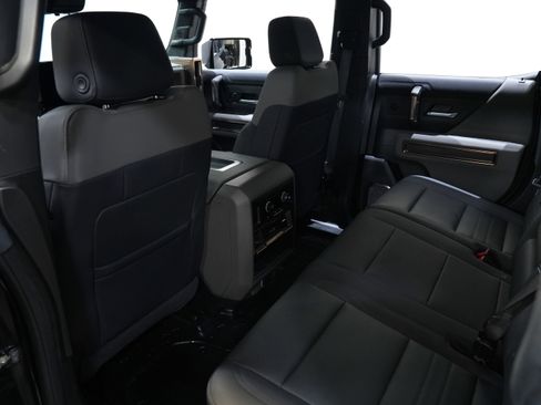 Used 2025 GMC Hummer EV 3X w/ LPO, Sport Package image 40