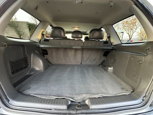 Used 2005 MAZDA Tribute s w/ Package 3 image 22