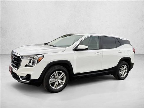 Used 2024 GMC Terrain SLE AWD/4WD image 1