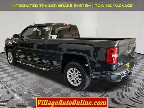 Used 2017 GMC Sierra 1500 SLE w/ SLE Value Package AWD/4WD image 2