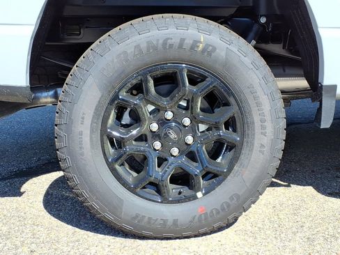New 2026 Ford F150 XLT w/ Equipment Group 302A MID AWD/4WD image 11