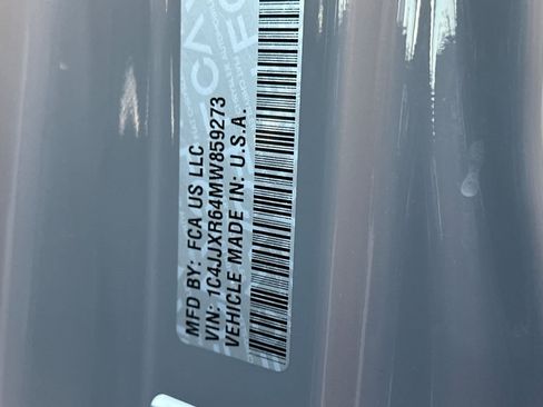 Used 2021 Jeep Wrangler Unlimited Rubicon 4xe w/ Steel Bumper Group image 30