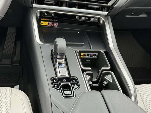 Used 2026 Lexus TX 350 AWD w/ Technology Package image 19