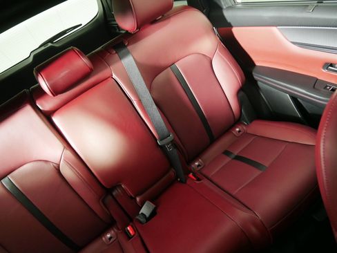 Used 2025 MAZDA CX-70 Plug-In Hybrid w/ Premium Plus image 14