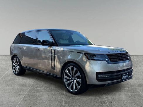 Used 2024 Land Rover Range Rover Long Wheelbase Autobiography AWD/4WD image 9
