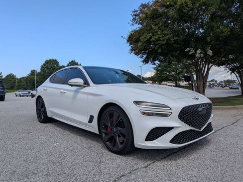 Used 2023 Genesis G70 3.3T w/ Sport Prestige Package RWD image 2