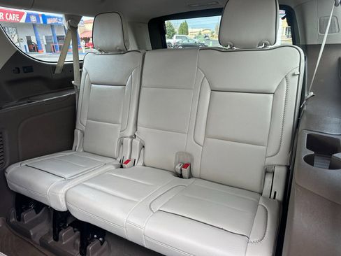 Used 2021 GMC Yukon XL Denali w/ Denali Ultimate Package image 17