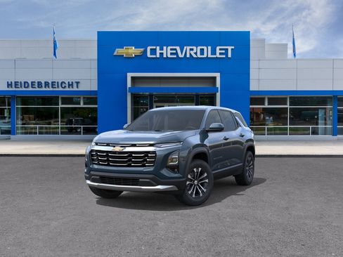 New 2027 Chevrolet Equinox LT w/ Convenience Package II FWD image 32