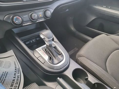 Used 2020 Kia Forte LXS FWD image 16