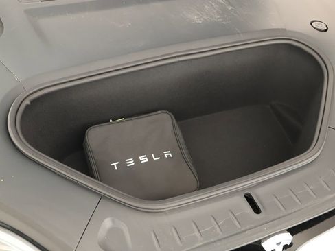 Used 2022 Tesla Model S AWD/4WD image 35