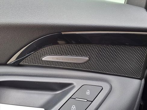 Used 2025 Audi Q5 Premium Plus w/ Premium Plus image 12