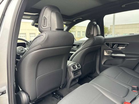 New 2026 Mercedes-Benz GLC 300 image 16