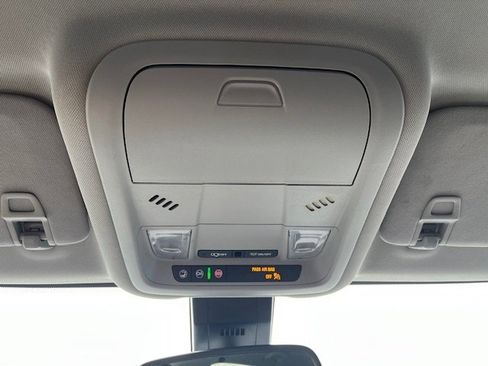 Used 2022 GMC Terrain SLE image 51