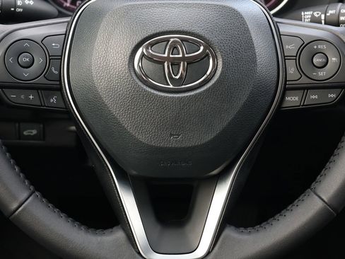 Used 2025 Toyota RAV4 XLE Premium FWD image 17