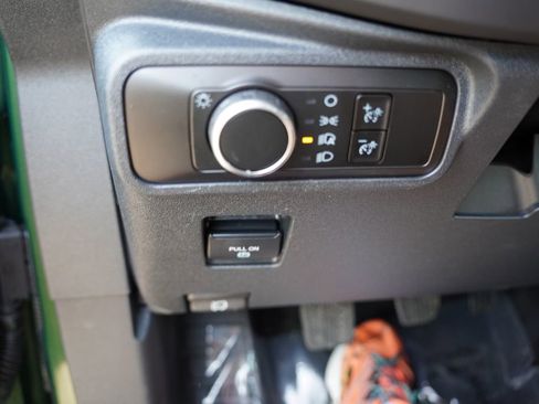 Certified 2025 Ford Bronco 2-Door w/ Sasquatch Package image 21